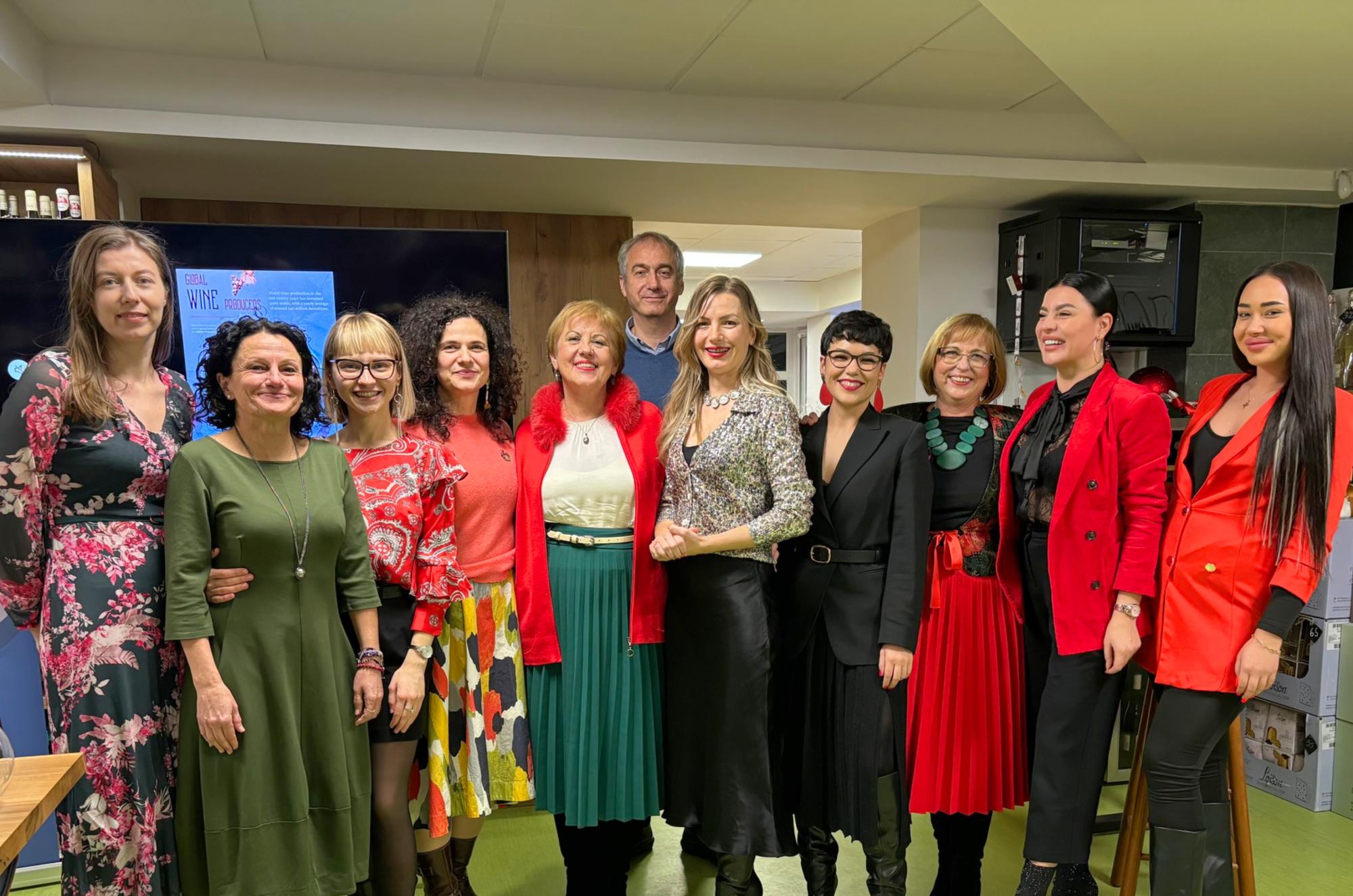 1. Cover - Parteneri întâlnire aniversară OFA UGIR Suceava