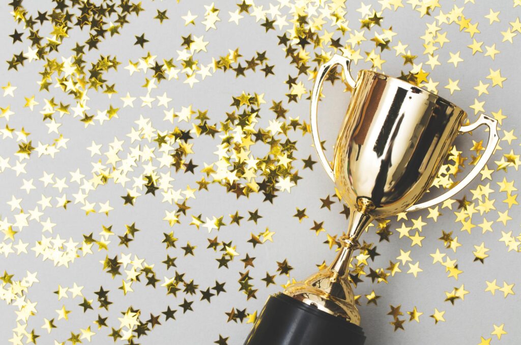 1. Cover - Proiect „Clienta lunii” 2023